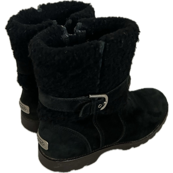 UGG Australia Blayre III Black Leather Sheepskin Cuff Winter Boots size8 metal l - Picture 1 of 10